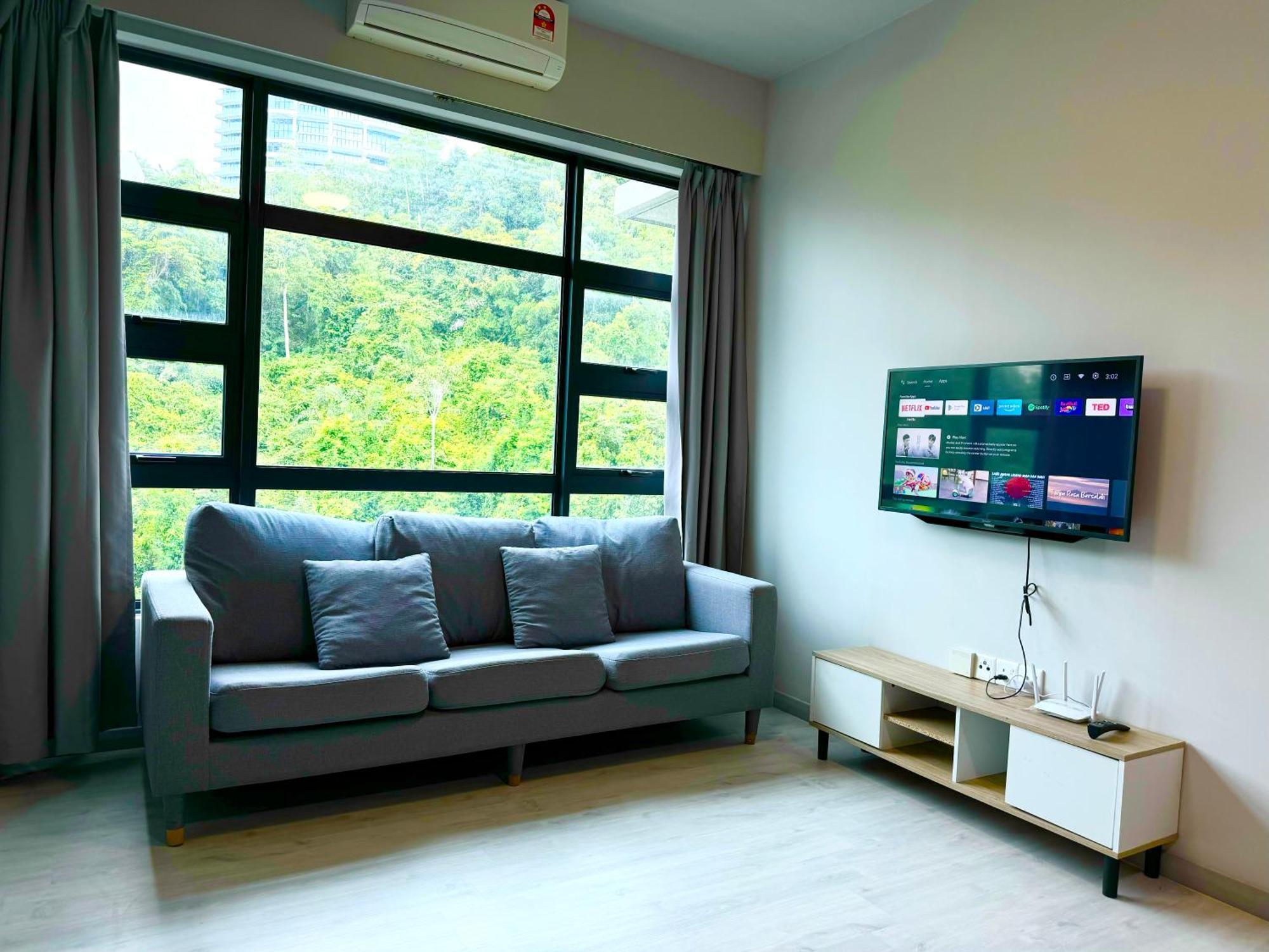 Sunset Seaview Vacation Condos @ Jesselton Quay Kota Kinabalu Exterior photo
